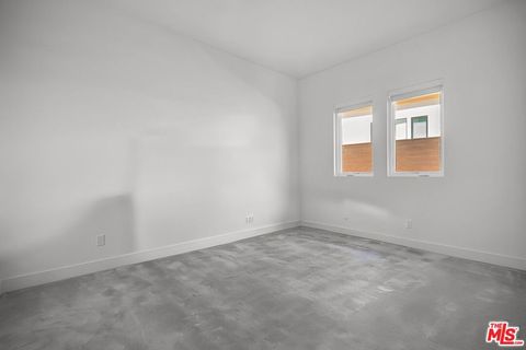 Tiny photo for 11865 Red Hawk Lane, Porter Ranch, CA 91326 (MLS # 26660617)