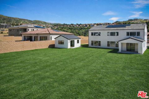 Tiny photo for 11865 Red Hawk Lane, Porter Ranch, CA 91326 (MLS # 26660617)