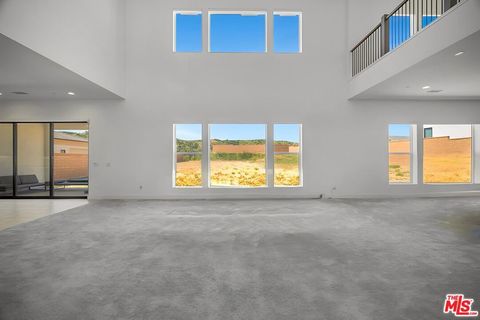 Tiny photo for 11865 Red Hawk Lane, Porter Ranch, CA 91326 (MLS # 26660617)