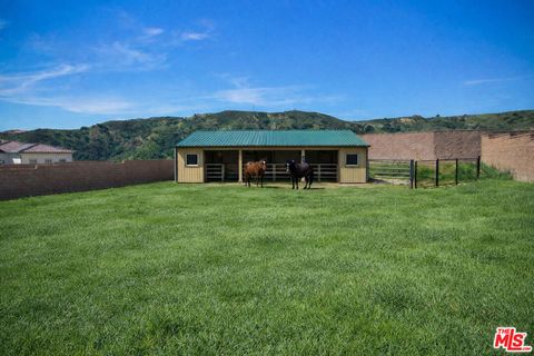 Tiny photo for 11865 Red Hawk Lane, Porter Ranch, CA 91326 (MLS # 26660617)