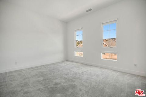 Tiny photo for 11865 Red Hawk Lane, Porter Ranch, CA 91326 (MLS # 26660617)