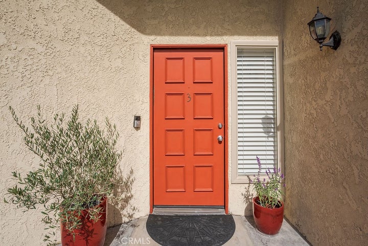 Photo 1 of 55 — 1881 Alpha Road 3, Glendale, CA 91208