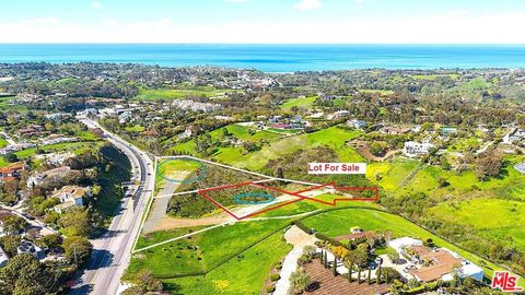 Photo of 6041 Kanan Dume Road, Malibu, CA 90265 (MLS # 25547377) Photo of 6041 Kanan Dume Road, Malibu, CA 90265 (MLS # 25547377)
