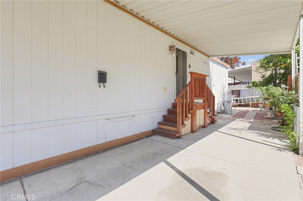 1931 E Meats Ave