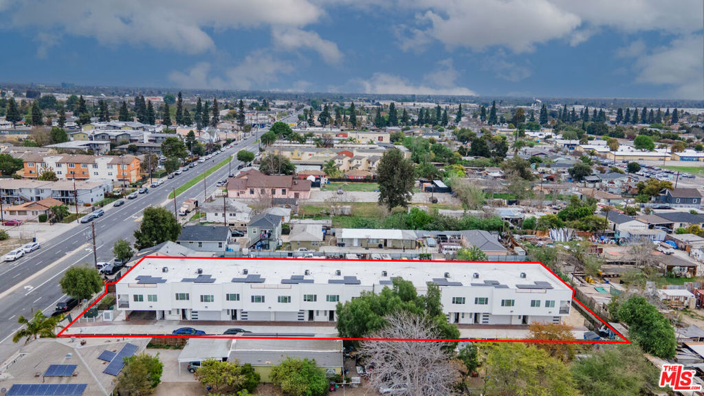 2042 E El Segundo Boulevard 9