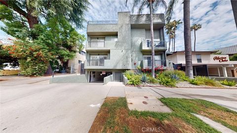Photo of 14919 Dickens Street #105, Sherman Oaks, CA 91403 (MLS # SR26014394)