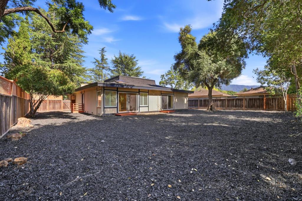15515 Corinne Drive