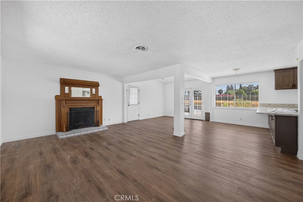 807 W Lemon Street