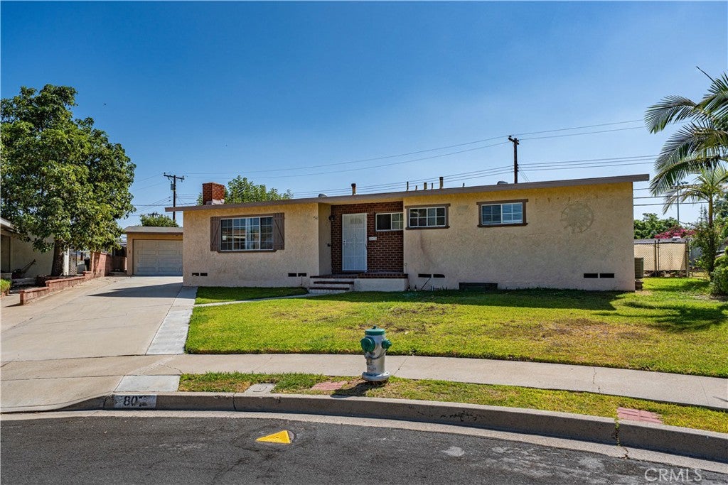 807 W Lemon Street