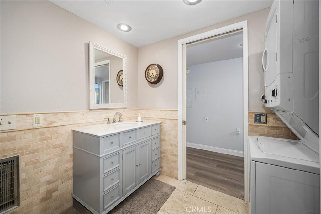 Leisure World (LW) - Residential