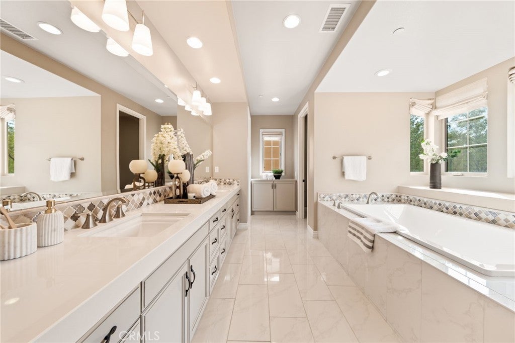 46 Shadybend, Irvine CA 92602 - Photo 19