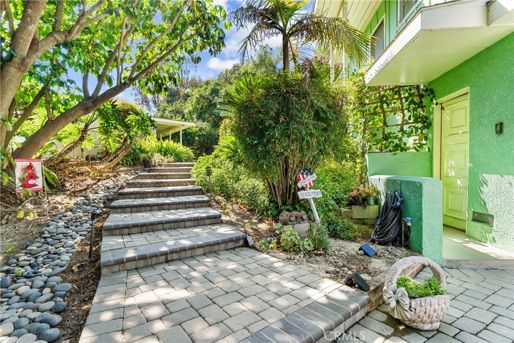 171 Canada Sombre Road
