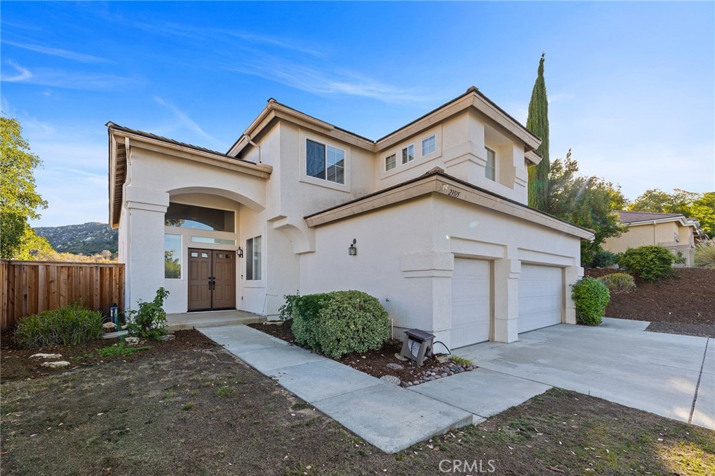 23515 Mountainside Court