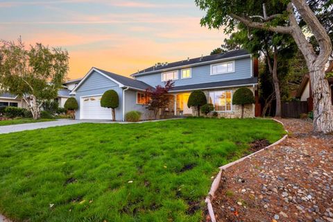 Photo of 2713 Comstock Circle, Belmont, CA 94002 (MLS # ML82025260)