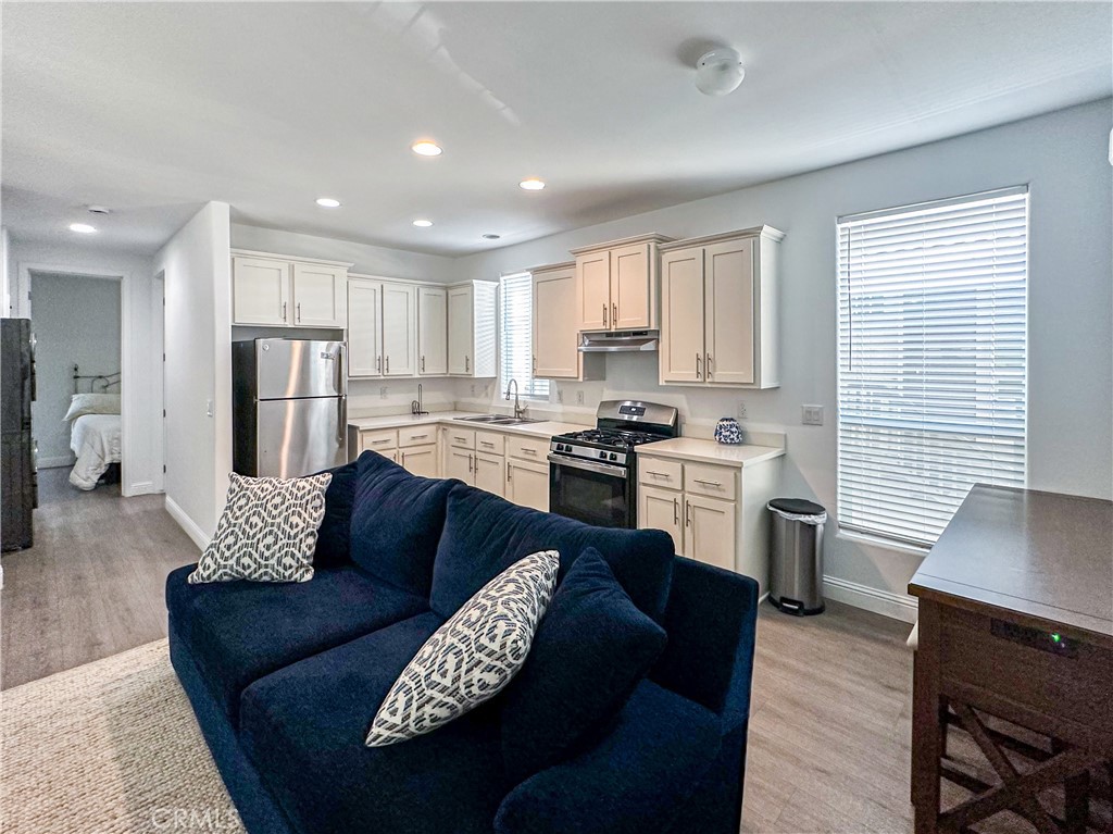 22113 Grand Terrace 2