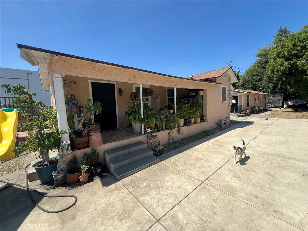 Great Investment Opportunity. Duplex with two separate units. With some TLC this property could be a gem.
