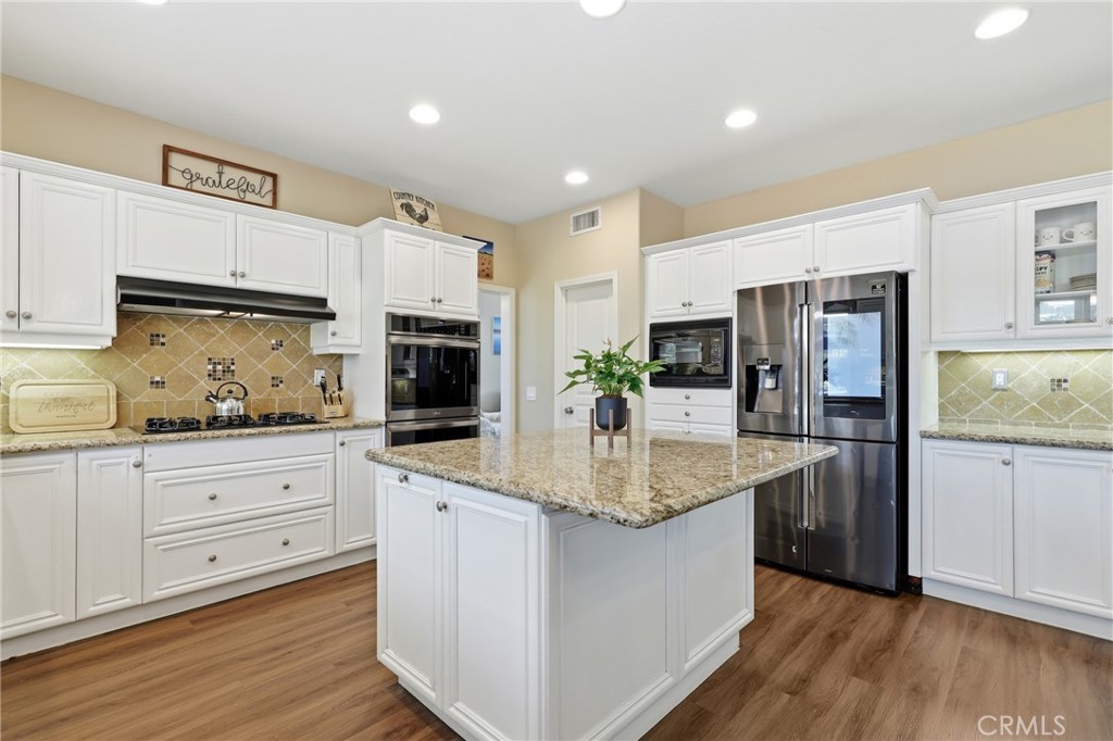 18 Ledgewood, Rancho Santa Margarita CA 92688 - Photo 15
