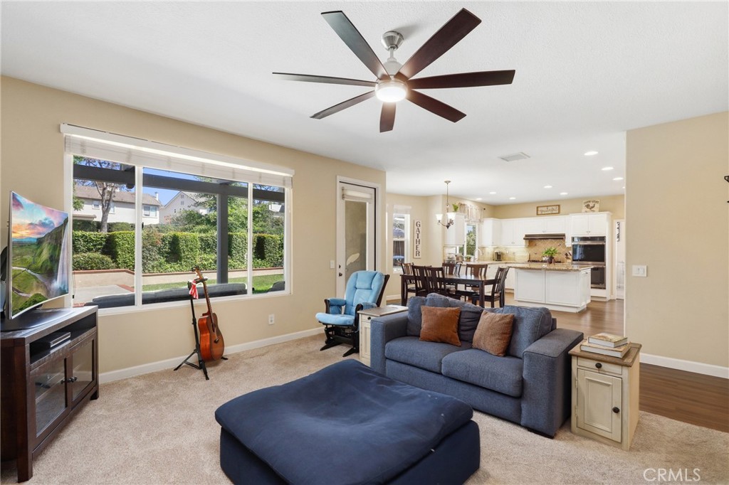 18 Ledgewood, Rancho Santa Margarita CA 92688 - Photo 12