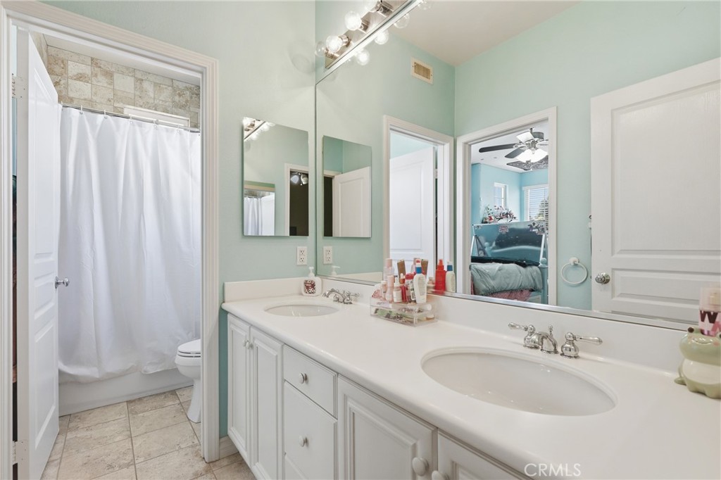 18 Ledgewood, Rancho Santa Margarita CA 92688 - Photo 31