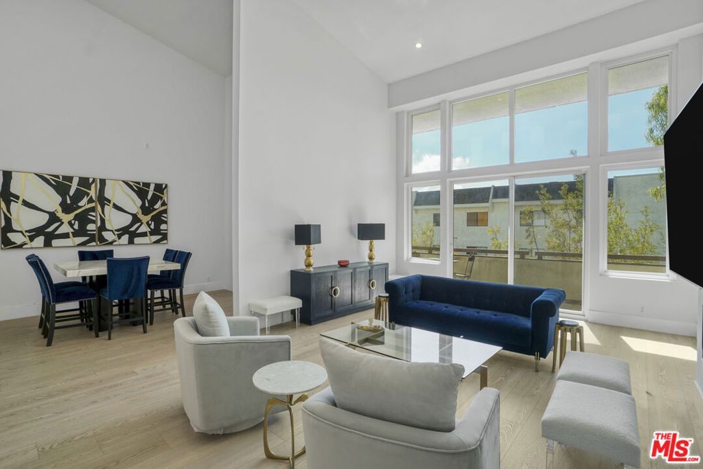 Photo of 1277 S Beverly Glen Boulevard #408, Los Angeles, CA 90024 (MLS # 25602755)