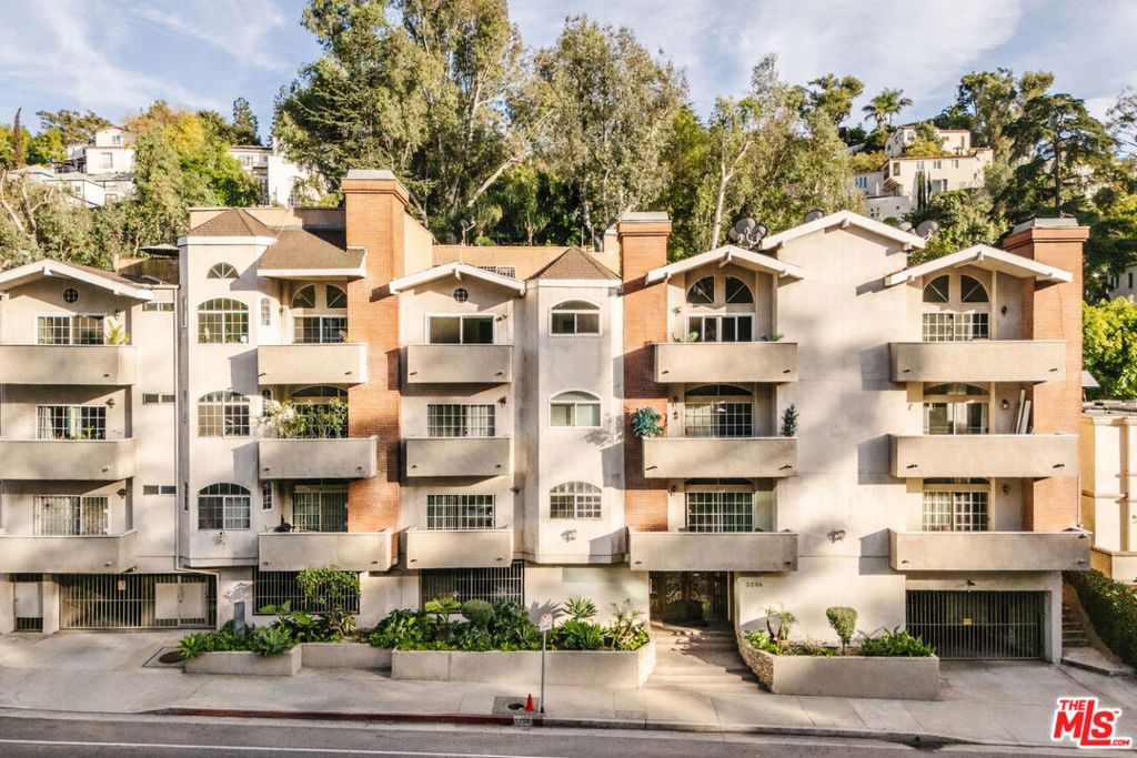 Photo of 3284 Barham Boulevard #301, Los Angeles, CA 90068 (MLS # 26659627)