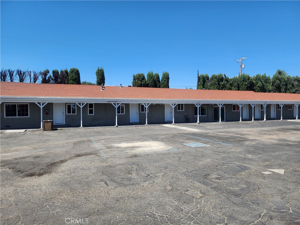 1506 S Mariposa Road