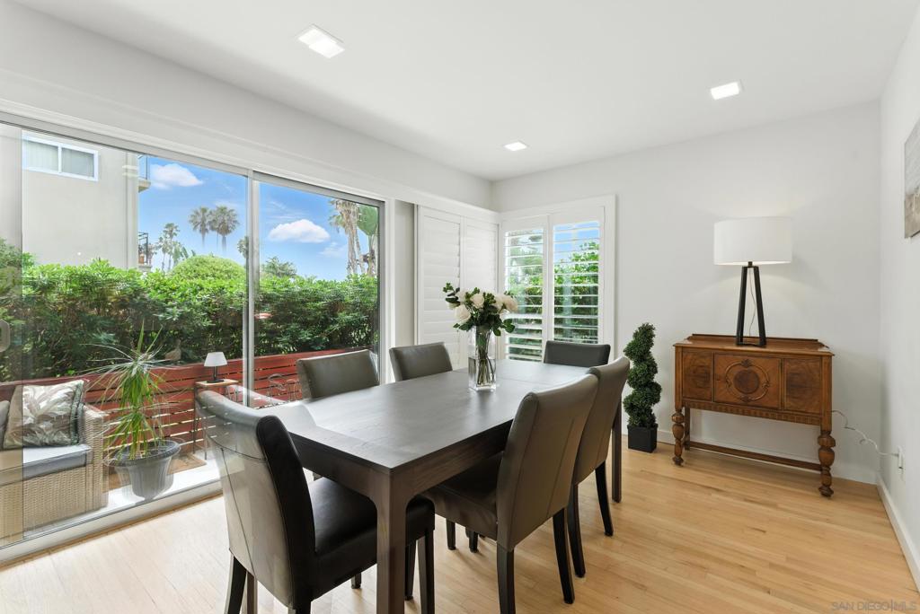 5377 La Jolla Blvd 1