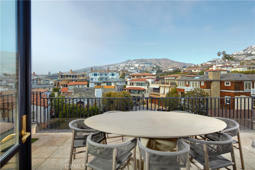 Emerald Bay (EB) - Residential Lease