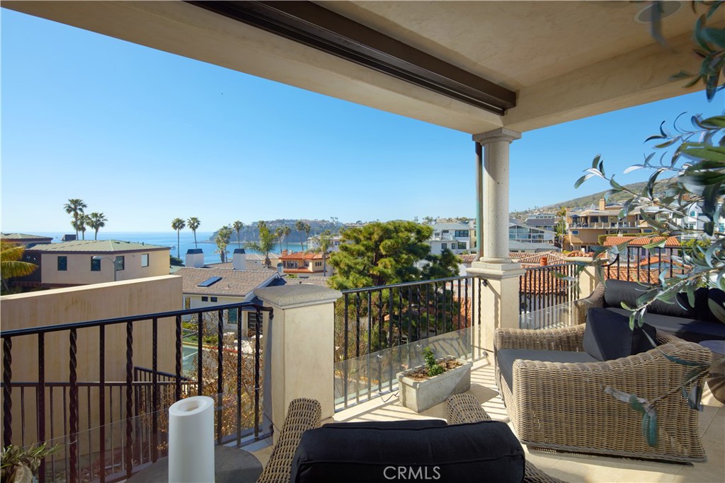Emerald Bay (EB) - Residential Lease