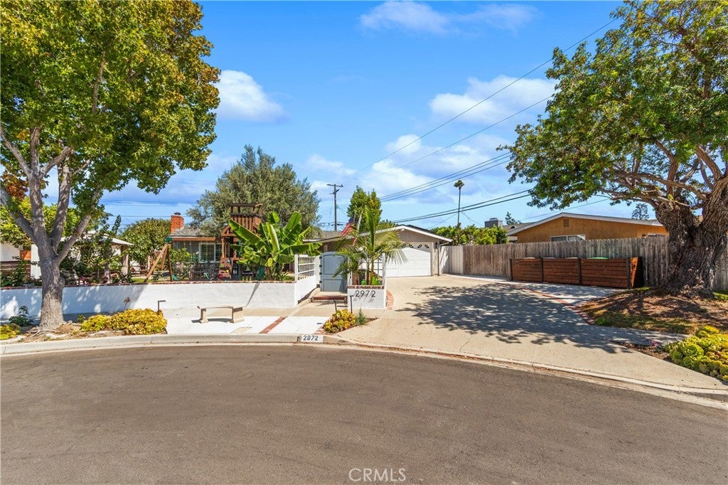 2972 Teakwood Place