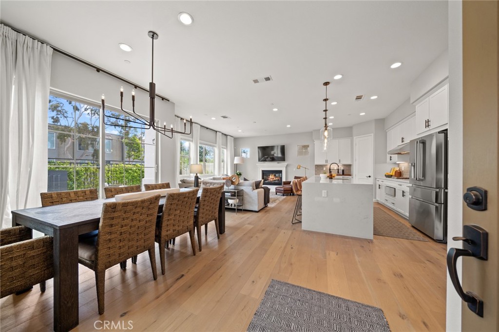 2528 Quiet Sands