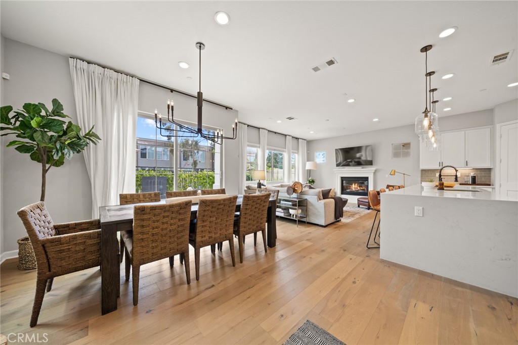 2528 Quiet Sands