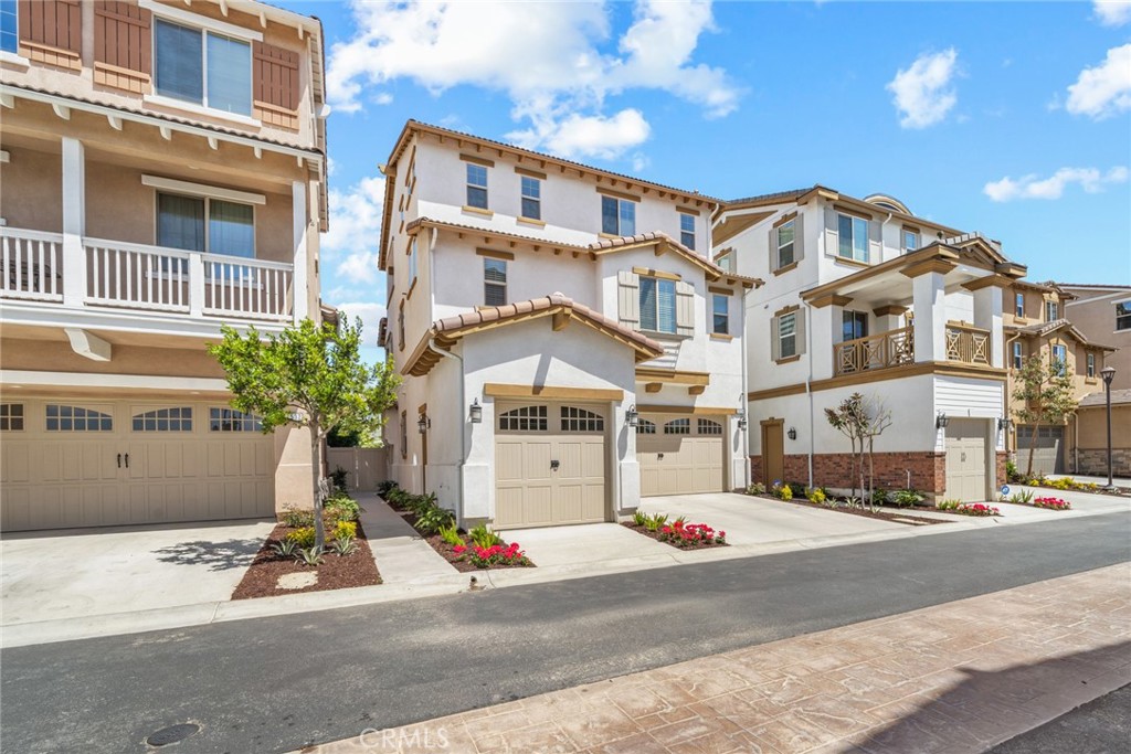 2528 Quiet Sands