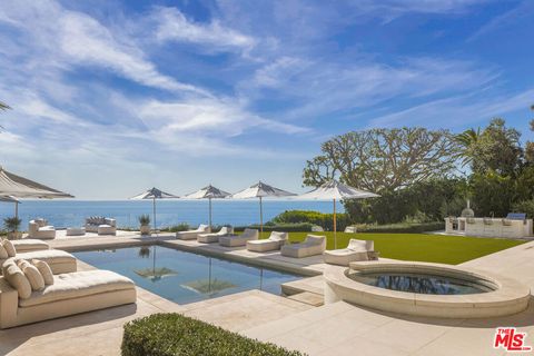 Photo of 24824 Pacific Coast Highway, Malibu, CA 90265 (MLS # 26653495)