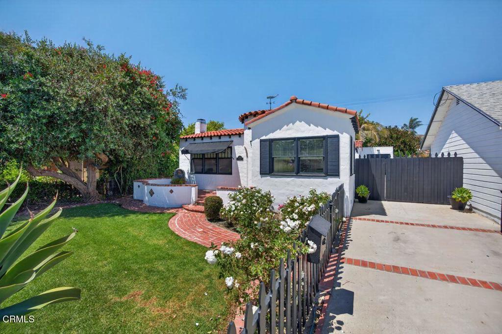3737 Paloma Drive