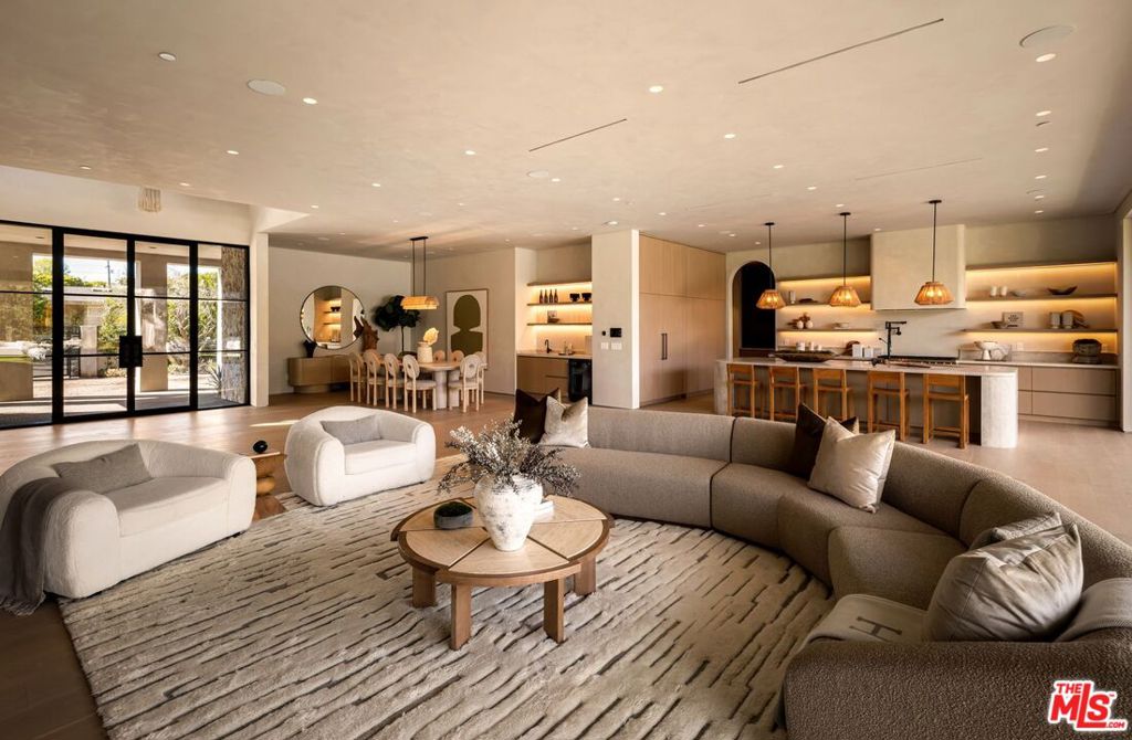 5344 Oak Park Avenue