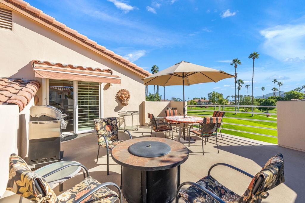 Palm Royale - Residential