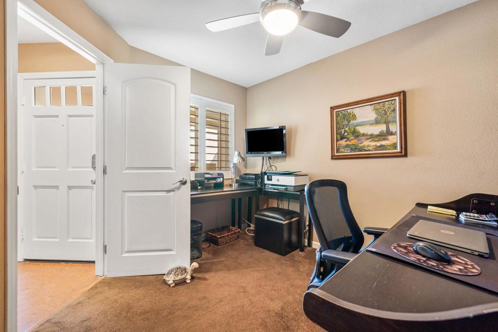 Palm Royale - Residential