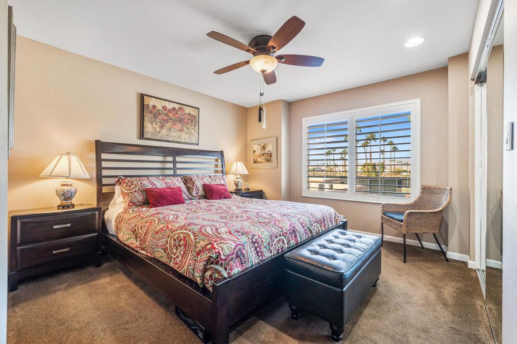 Palm Royale - Residential