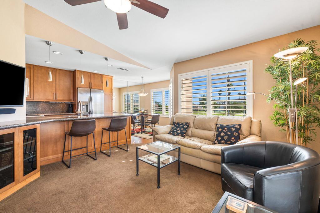 Palm Royale - Residential