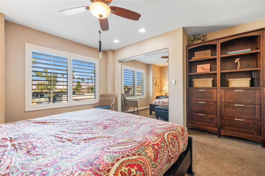 Palm Royale - Residential