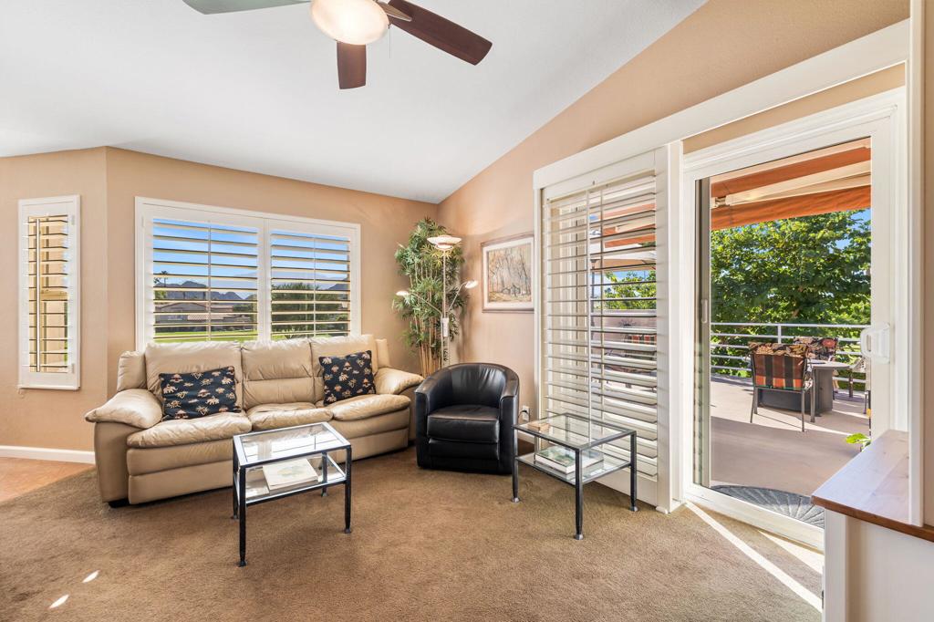 Palm Royale - Residential