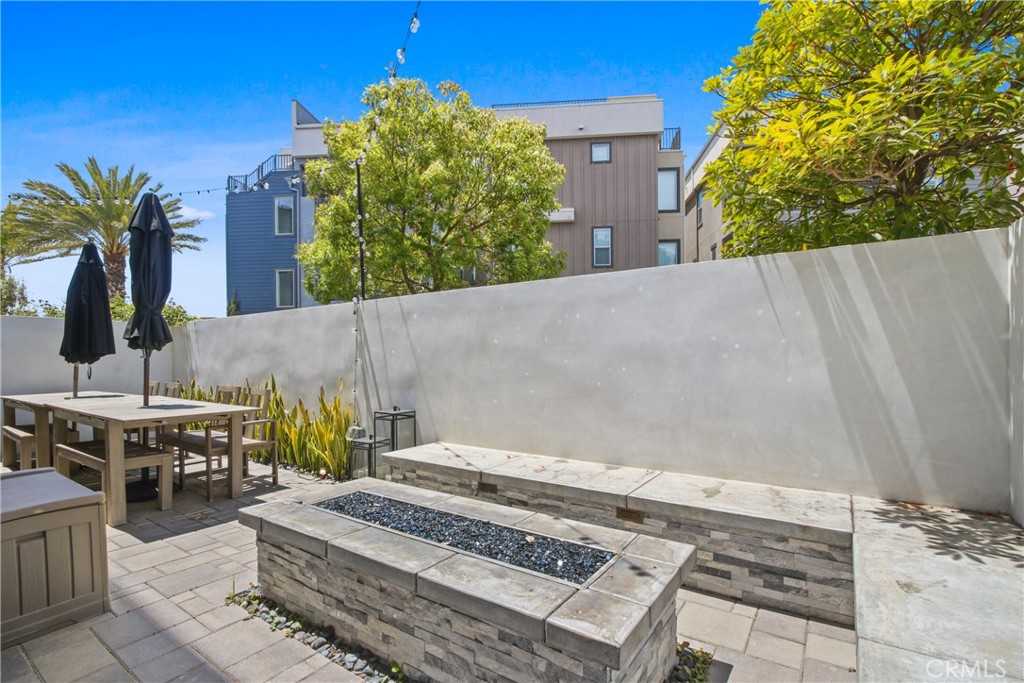 1639 Bridgewater Way