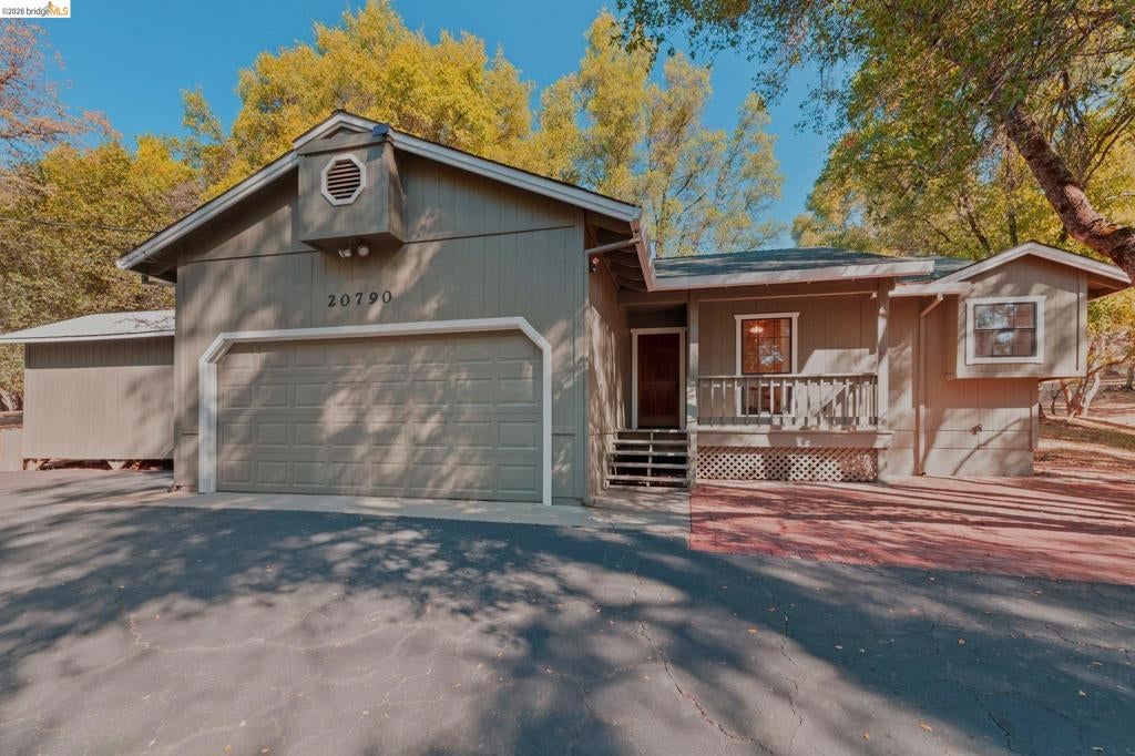 20790 Ferretti Rd