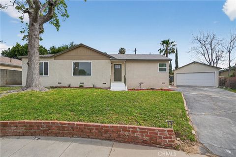 1601 Fermoore San Fernando CA 91340