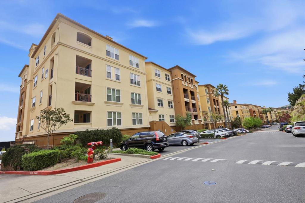 2210 Gellert Boulevard 5107