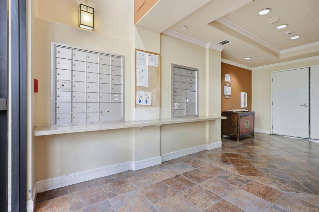 2210 Gellert Boulevard 5107