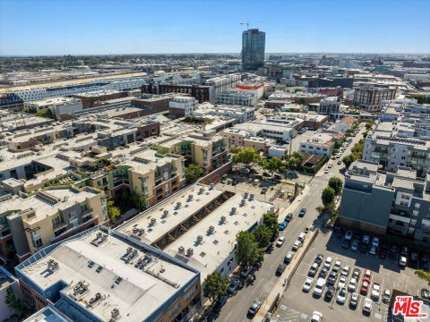 Tiny photo for 120 S Hewitt Street #6, Los Angeles, CA 90012 (MLS # 26854365)