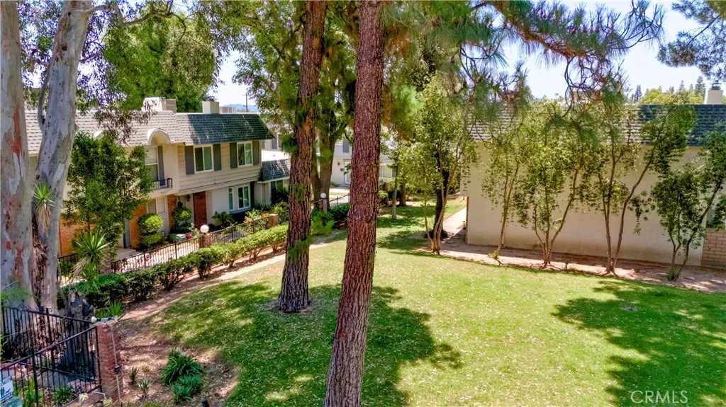 Chatsworth, California 91311, United States, 3 Bedrooms Bedrooms, ,2 BathroomsBathrooms,Residential,Pending,189219