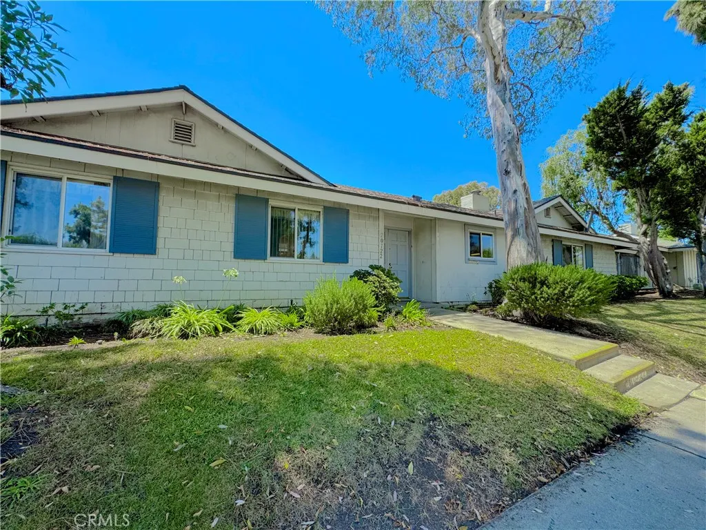 Chatsworth, California 91311, United States, 3 Bedrooms Bedrooms, ,2 BathroomsBathrooms,Residential,Pending,189219